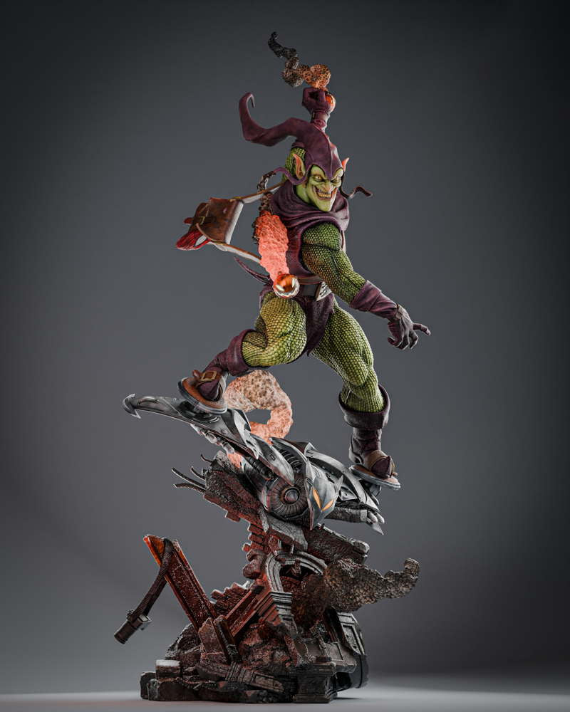 Green Maniac Goblin - Sculpture