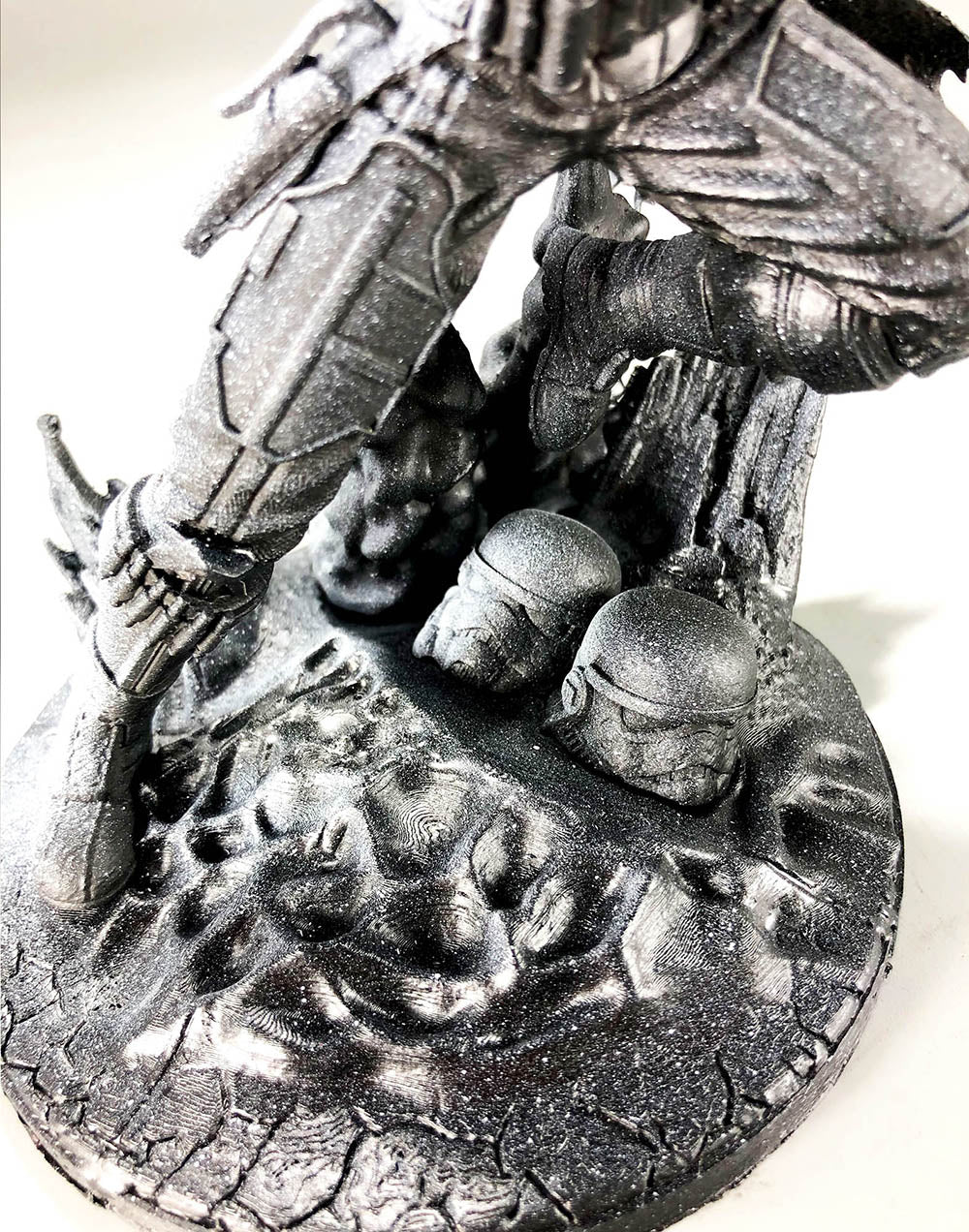 Mandalorian - Sculpture