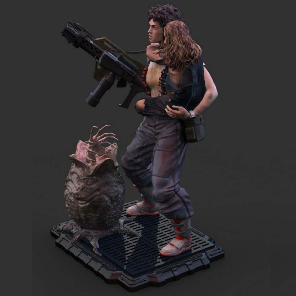 Aliens Ripley and Newt - Sculpture