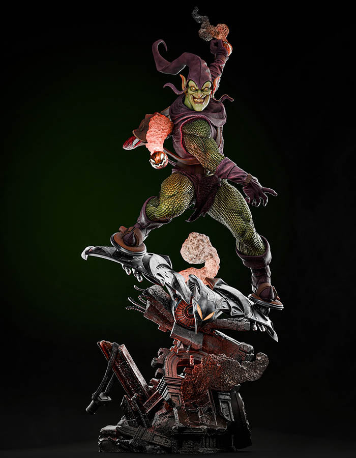 Green Maniac Goblin - Sculpture