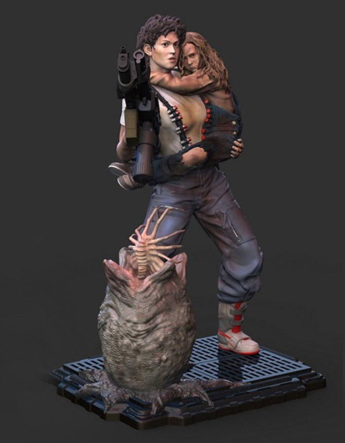 Aliens Ripley and Newt - Sculpture