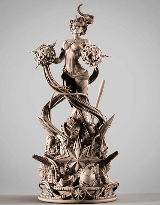 Captain Marvel - Sculpture