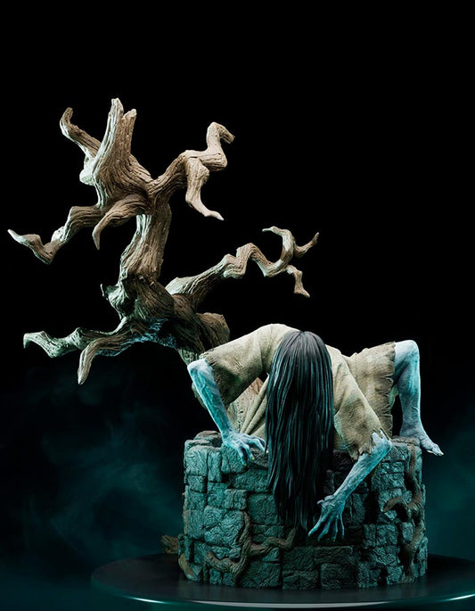 Samara (The Ring) - Sculpture