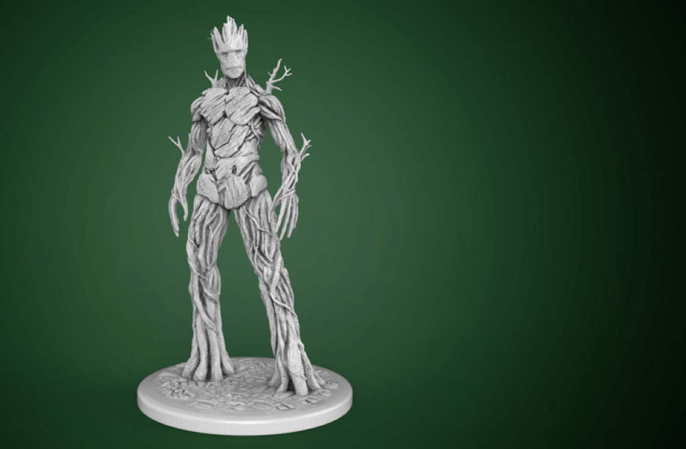 Adult Groot - Sculpture